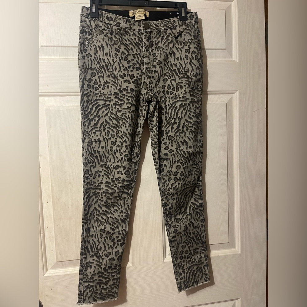Democracy Ab Technology Animal Leopard Print Skinny Pants Black & Tan sz 4